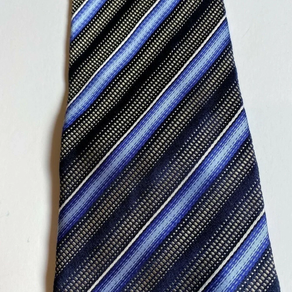 Alfani Mens Tie Blue Stripes Elegant 100% Silk Handmade